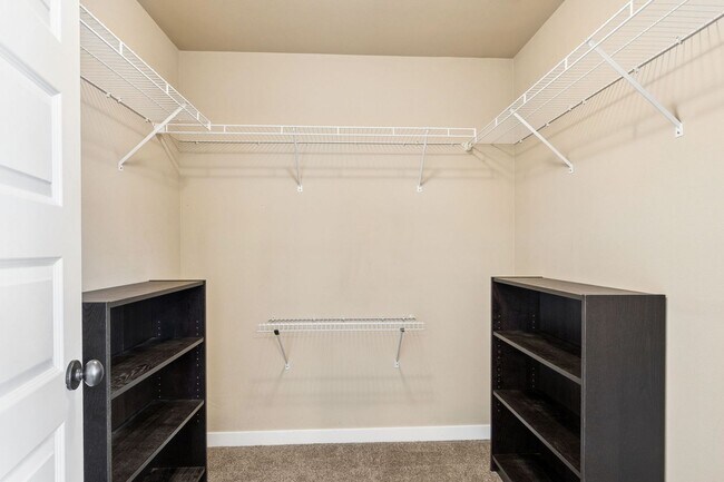 Building Photo - 5 Bedroom 3 Bath Home in Bothell Beaumont Sub Division $4300