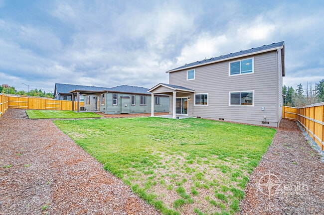 Building Photo - 2608 S White Salmon Dr