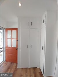 Building Photo - 525 New St