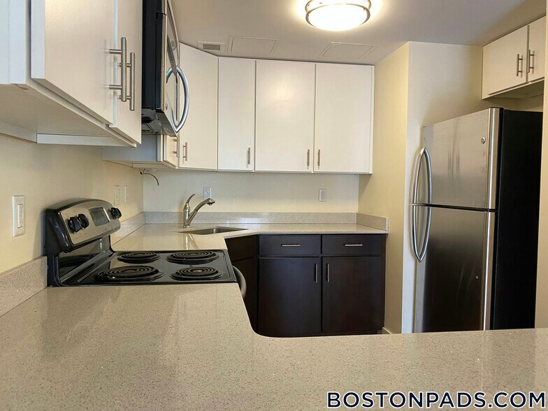 Building Photo - 8 Winter Pl