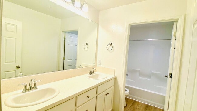 Building Photo - Beautiful Two Story Home in the Olivewood ...