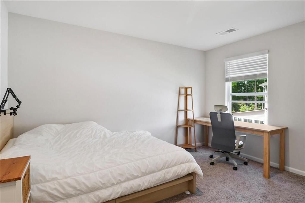 Building Photo - 301 Merganser Dr