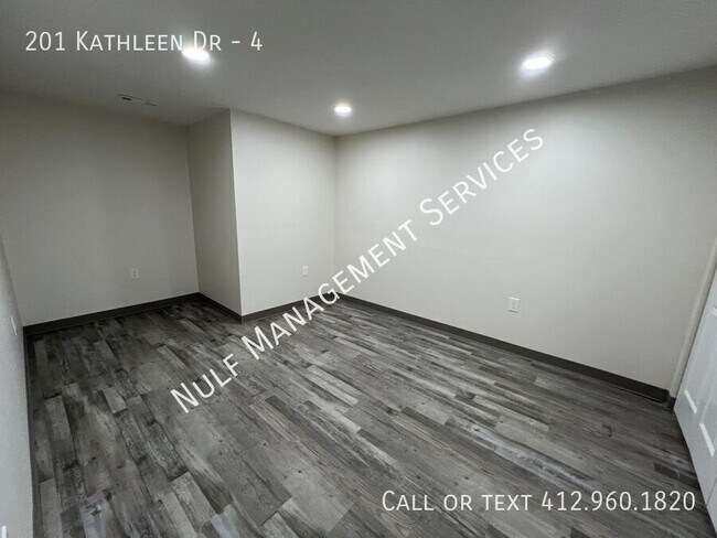 Building Photo - 201 Kathleen Dr