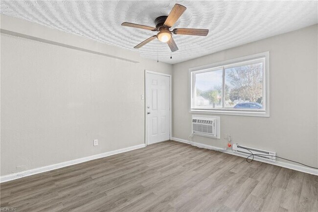 Building Photo - 200 Pullman Ave