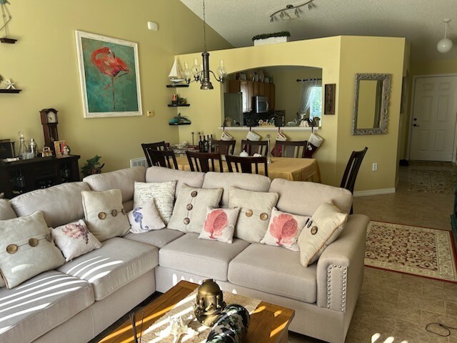 Building Photo - 112 Red Mill Dr