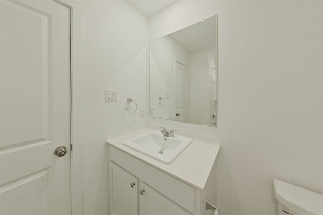 Building Photo - 814 Ginkgo Wy