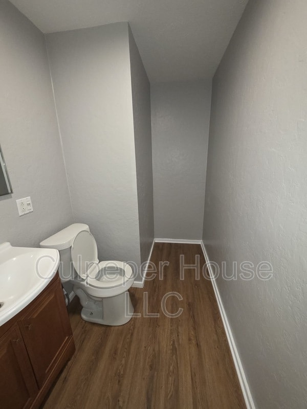 Building Photo - 3238 Van Fleet Pkwy