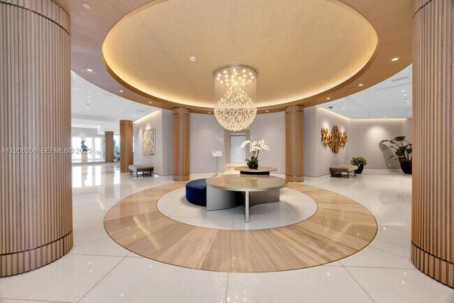 Primary Photo - 888 Brickell Key Dr