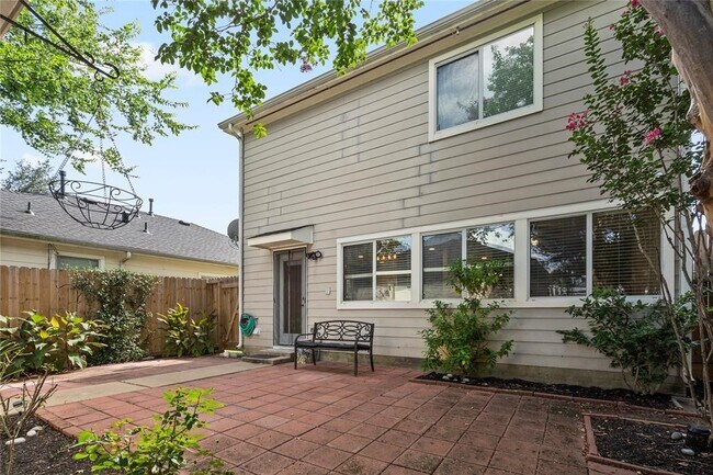 Building Photo - 20729 Patriot Park Ln