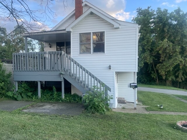 Primary Photo - 630 Shelby St