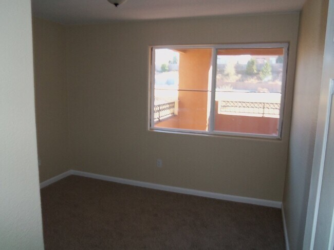 Building Photo - Highlands Ranch Condo 3 Bed 2 bath (46CO#201)