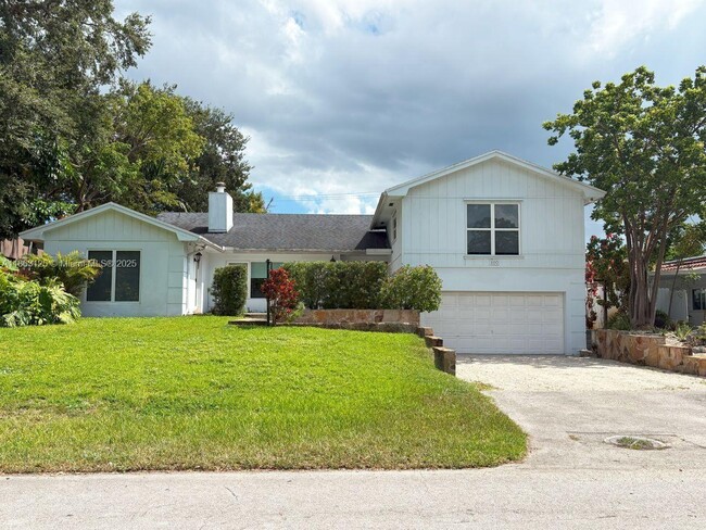 Primary Photo - 3330 Liberty St