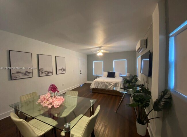 Primary Photo - 274 NW 32nd St