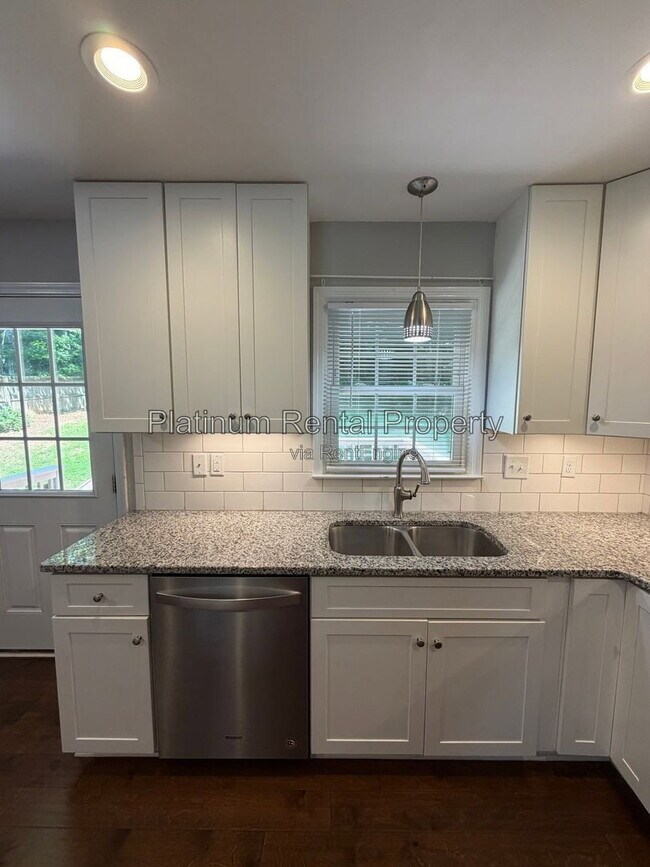Building Photo - 3016 Butler Creek Rd NW
