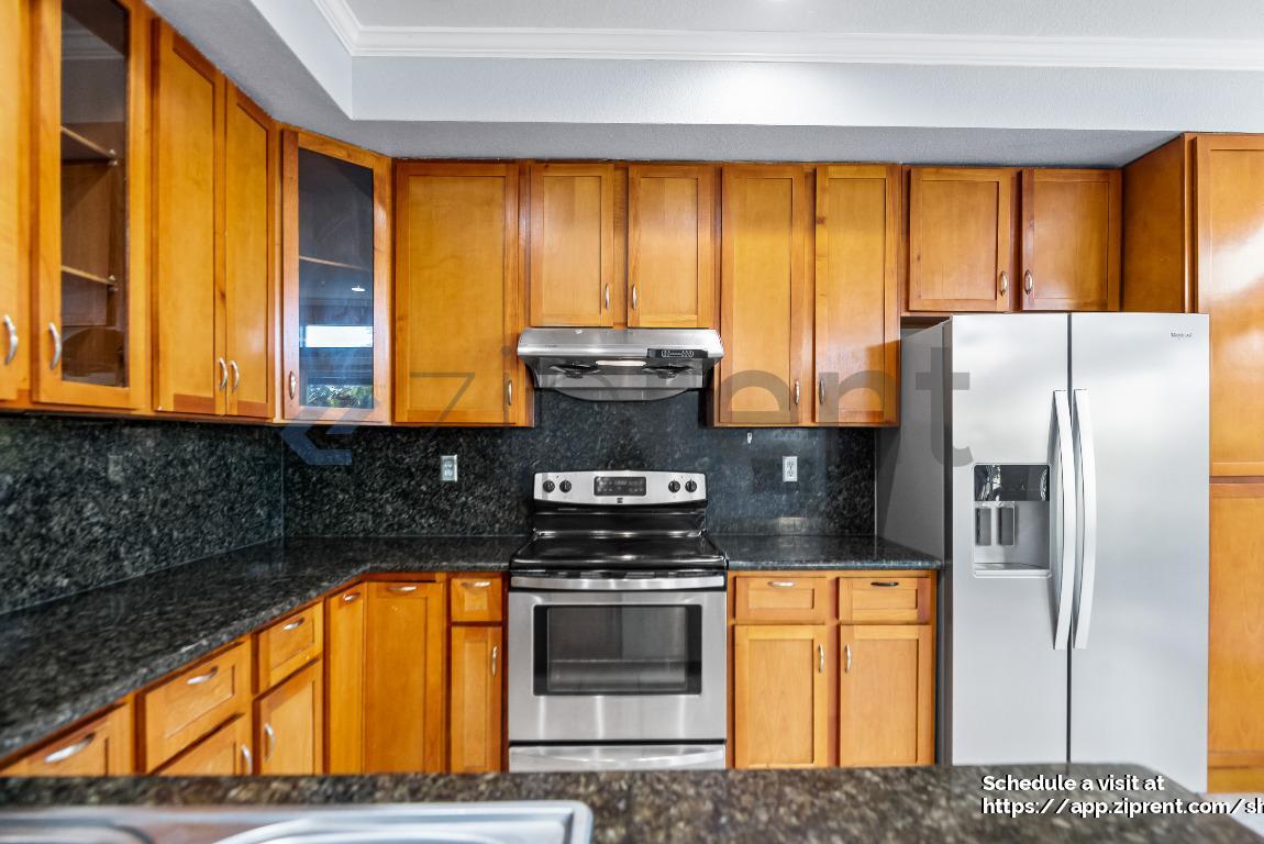 Building Photo - 281 Scotts Valley