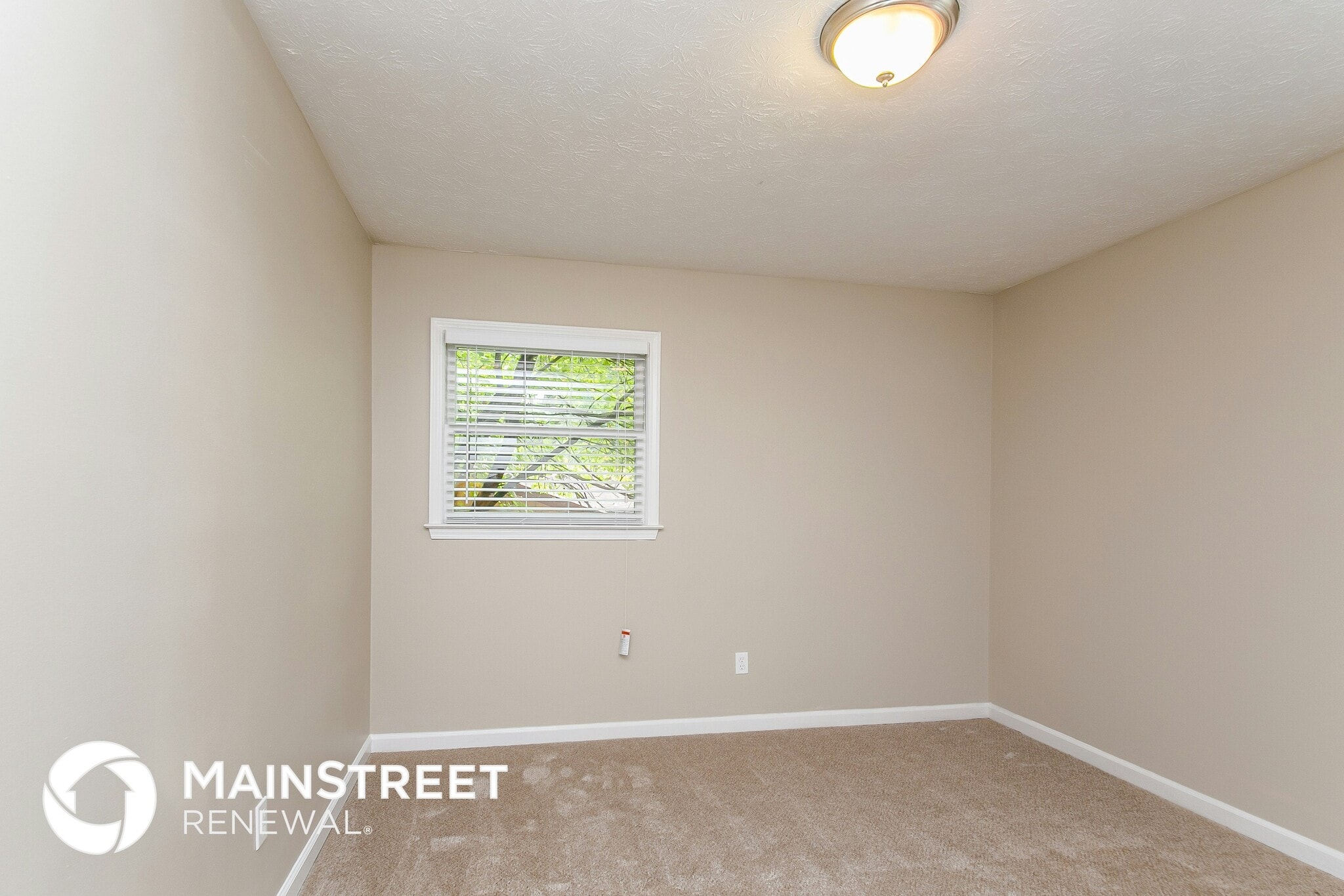 Building Photo - 3940 Scott Dr