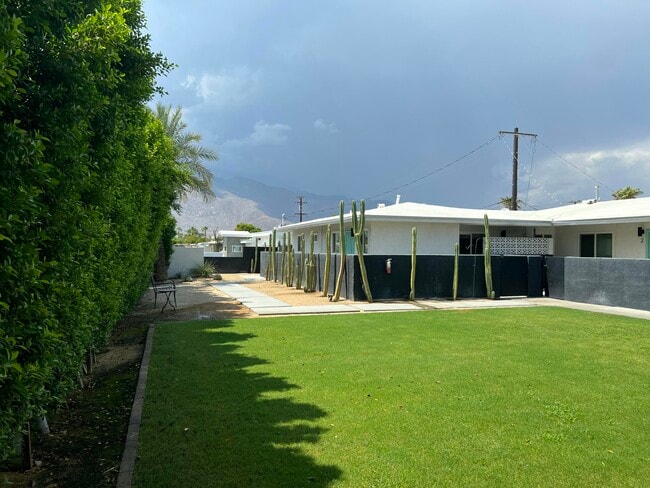 Building Photo - 4490 E Camino Parocela