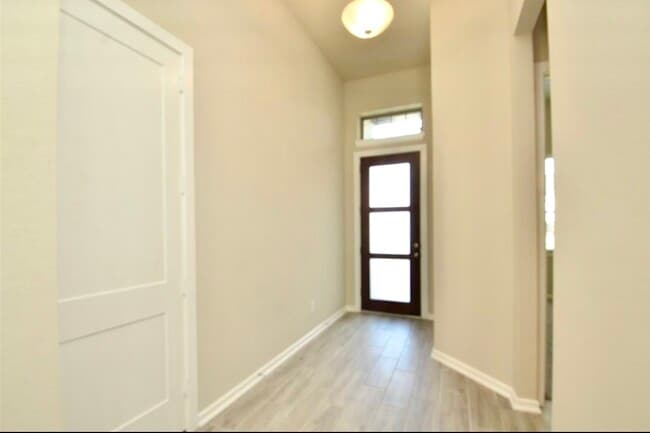 Building Photo - 4614 Ana Ridge Ln
