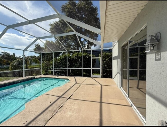 Building Photo - 12919 Brant Tree Dr