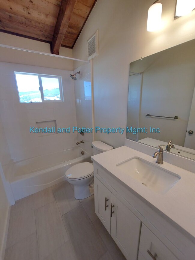 Building Photo - East Lake Ranch, LLC