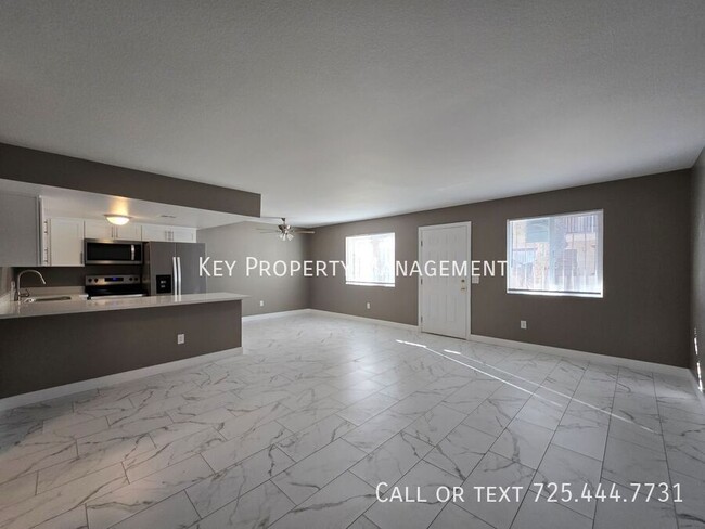 Building Photo - COMPLETELY REMODELED 2BR 1BA CONDO IN N LA...