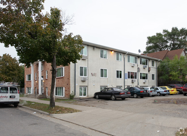 Building Photo - Aldrich Apartments | Near I-94 & Theodore ...