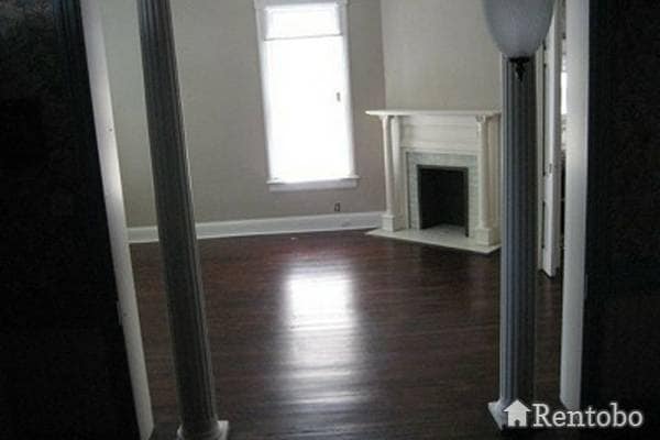 Building Photo - 233 S Prospect St