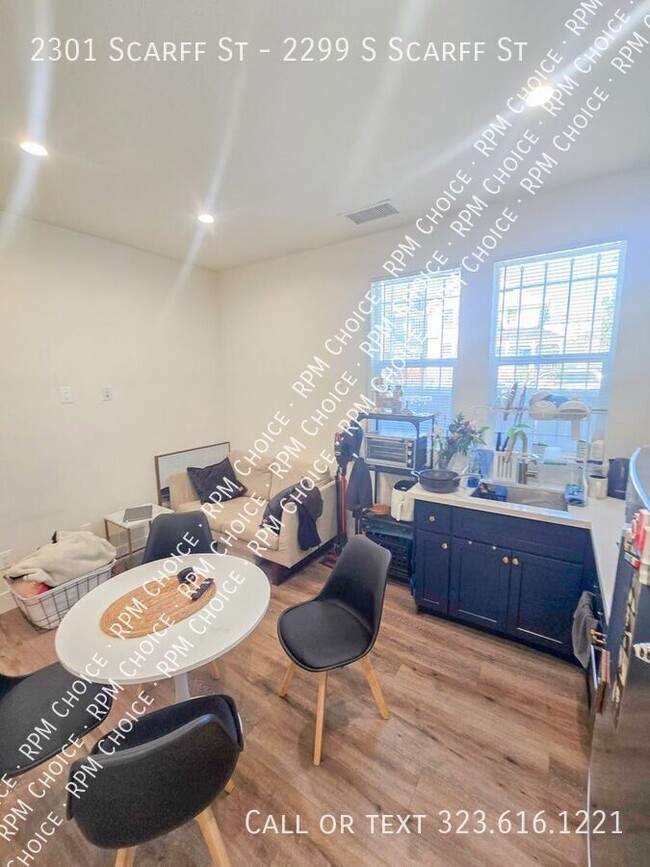 Building Photo - 2301 Scarff St