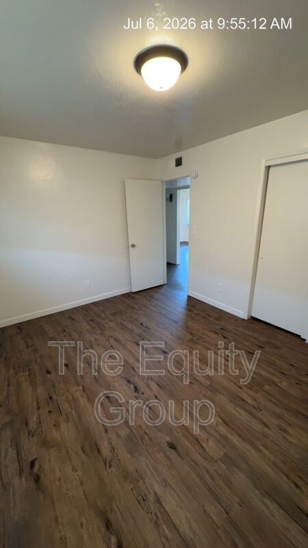 Building Photo - 620 N Blackstone St