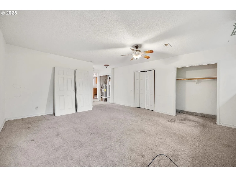 Building Photo - 6060 SW 170th Ave