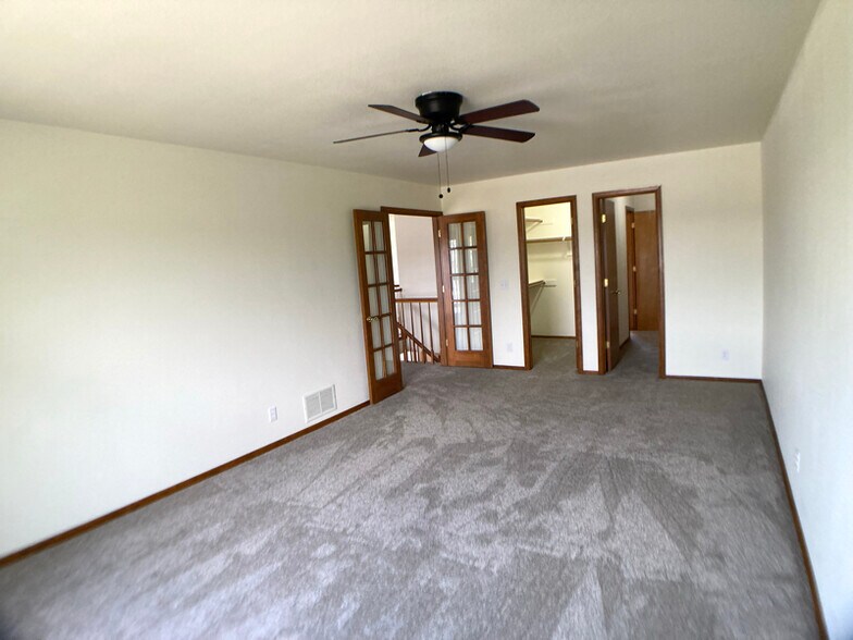 Building Photo - 0 Luxury Ln