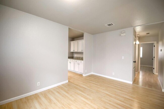 Building Photo - 8412 Fall Meadow Ln