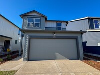 Building Photo - 4 Bedroom, 2 1/2 Bath Home in Marcola Meadows