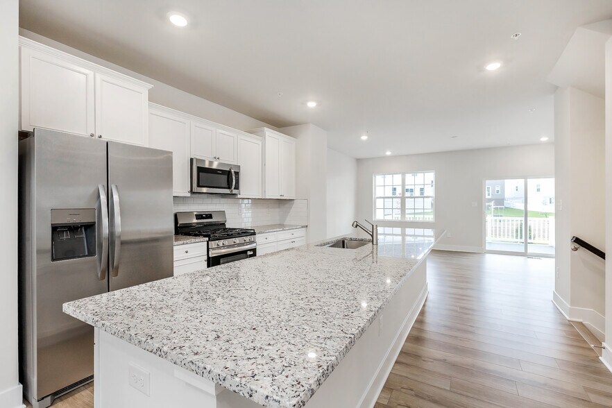 Building Photo - 2273 Marcy Dr