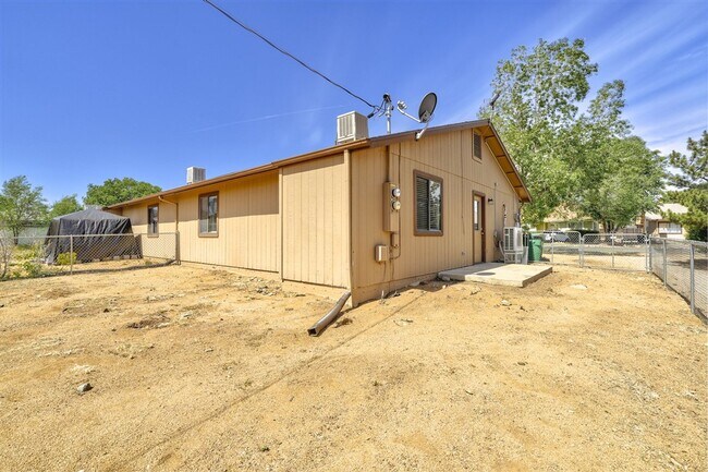 Building Photo - 3279 N Corrine Dr