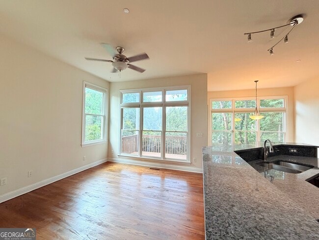 Building Photo - 1221 Creekside Pl SE