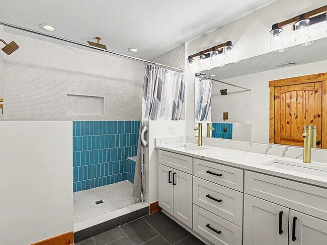 Building Photo - Earn Wealth While Leasing – Like a Homeowner – Lease to Own