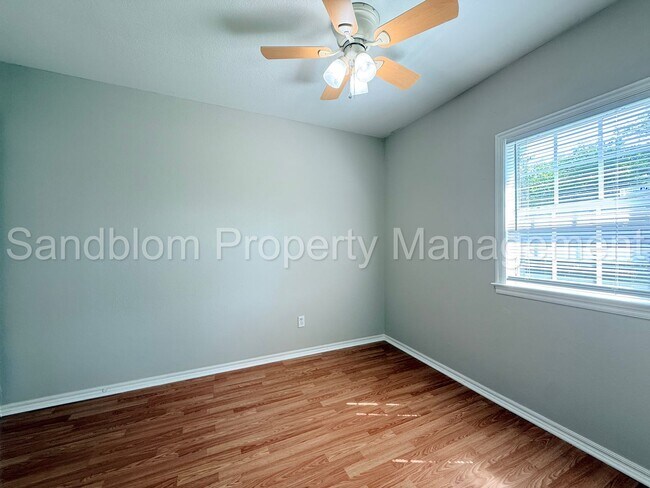 Building Photo - 35 S Joplin Ave