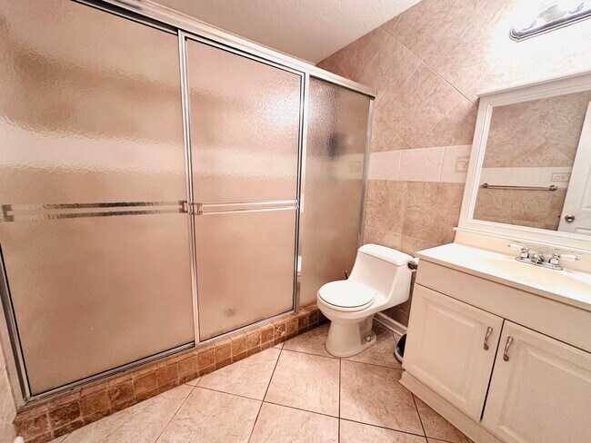 Building Photo - 4540 Mathis St