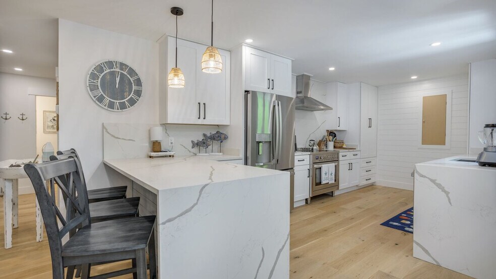 Building Photo - 13 Dewberry Ln