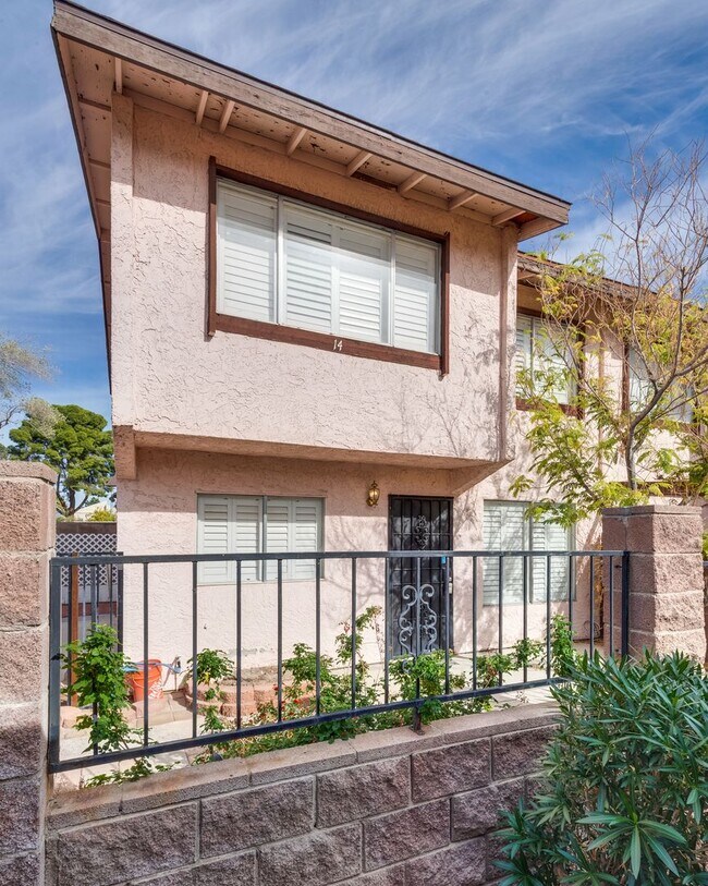 Building Photo - Charming Two-Story Townhome with Private Courtyard in Prime Las Vegas Location