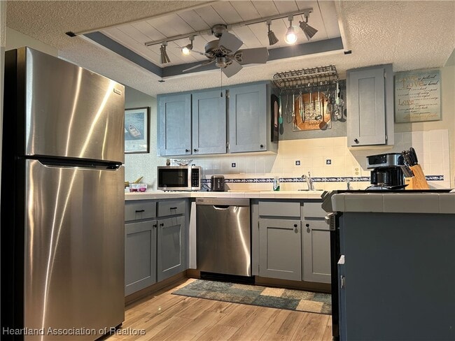 Building Photo - 5740 Matanzas Dr