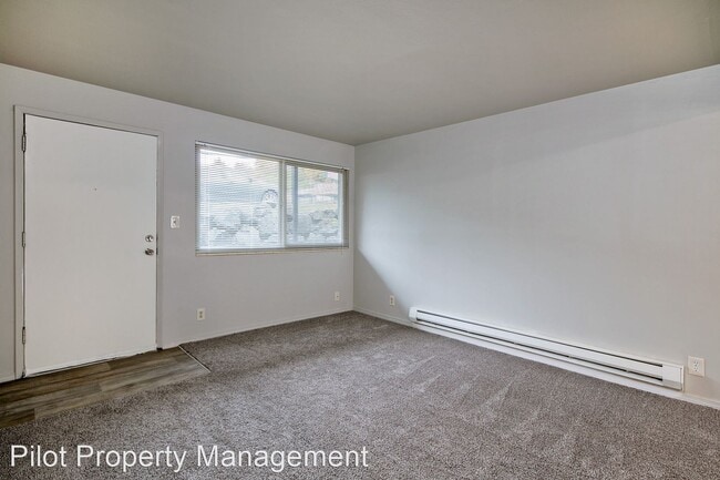 Building Photo - 7001-7015 Rainier Ave S
