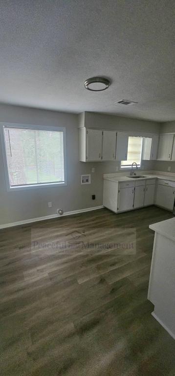 Building Photo - 5010 Edo Ct