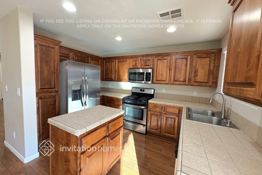 Building Photo - 8347 Fort Hallock Ave