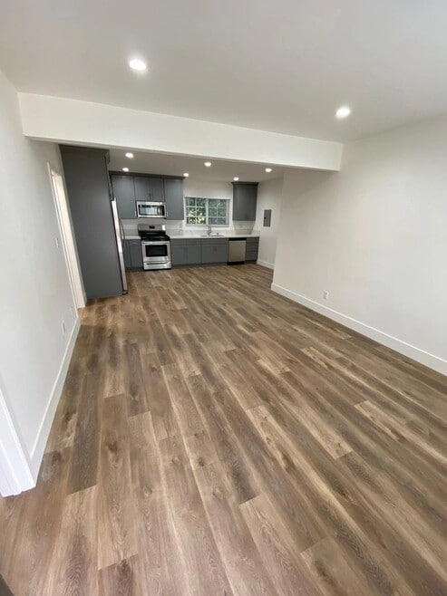Building Photo - 3827 Girard Ave