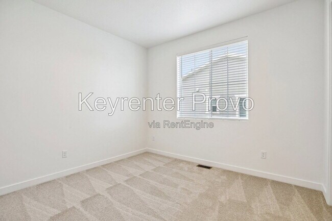 Building Photo - 2568 N 3670 W