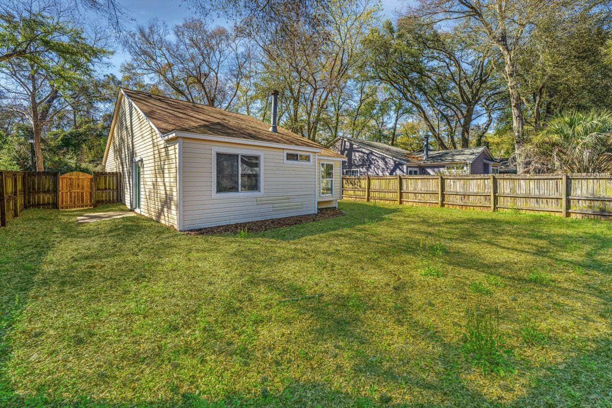 Building Photo - 1078 Secessionville Rd