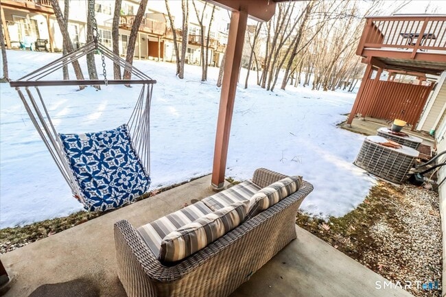 Building Photo - 2004 Eaton Ct