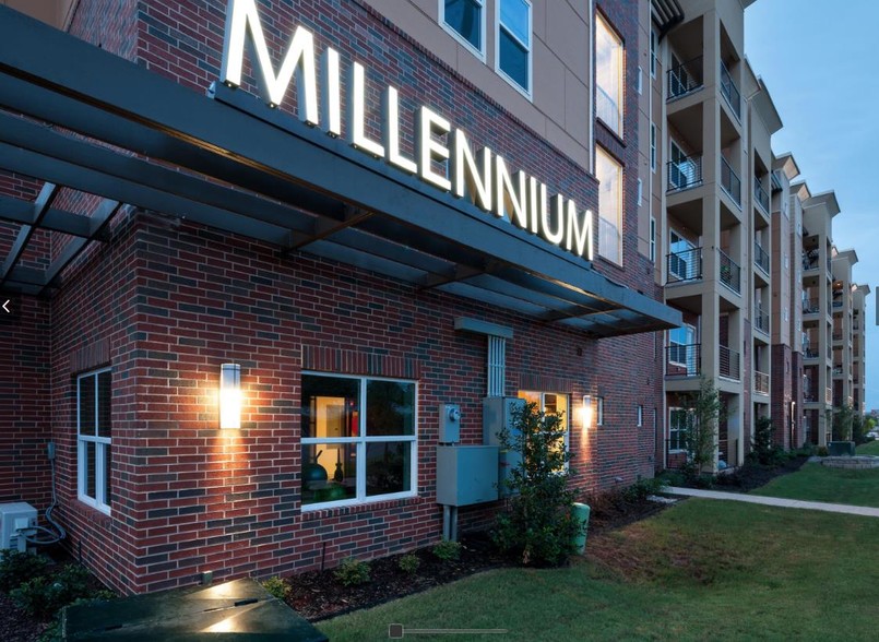 Building Photo - Millennium